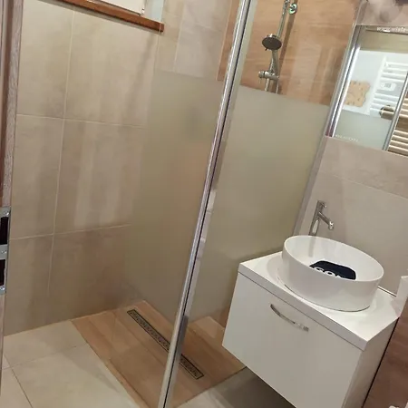 Przy Skoczni Z Balia Na Wylacznosc *